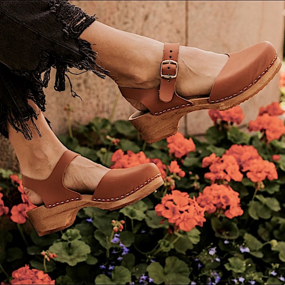 MIA Cognac Brown Leather Clog Mules - Picture 2 of 15